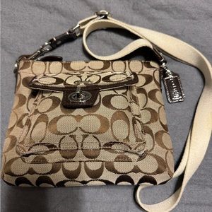 EUC Coach Signature Crossbody!  Small bag!  Great condition. Very clean